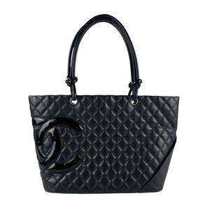 CHANEL Black Leather Shoulder Bag